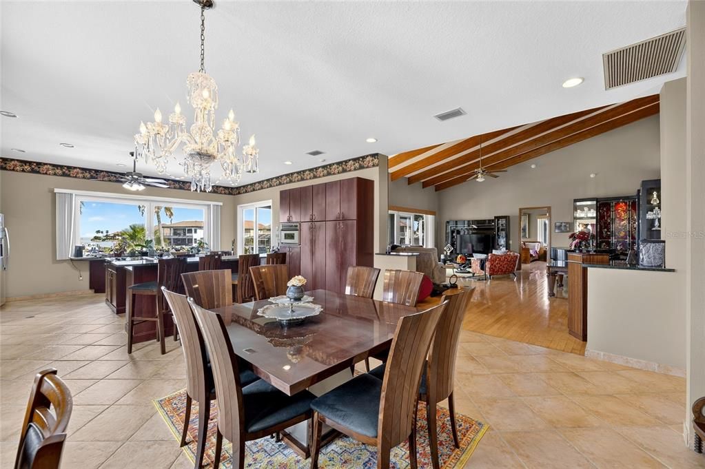 For Sale: $2,500,000 (4 beds, 3 baths, 4159 Square Feet)