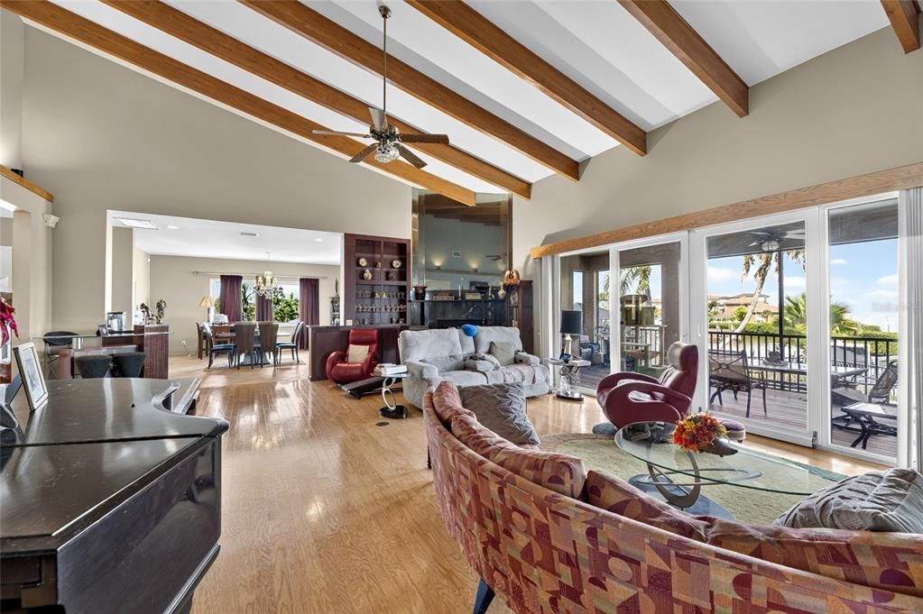 For Sale: $2,500,000 (4 beds, 3 baths, 4159 Square Feet)