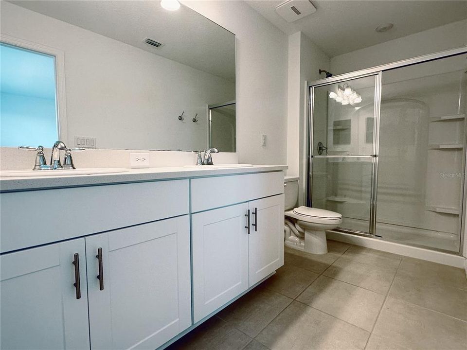 В аренду: $2,495 (3 спален, 2 ванн, 1597 Квадратных фут)