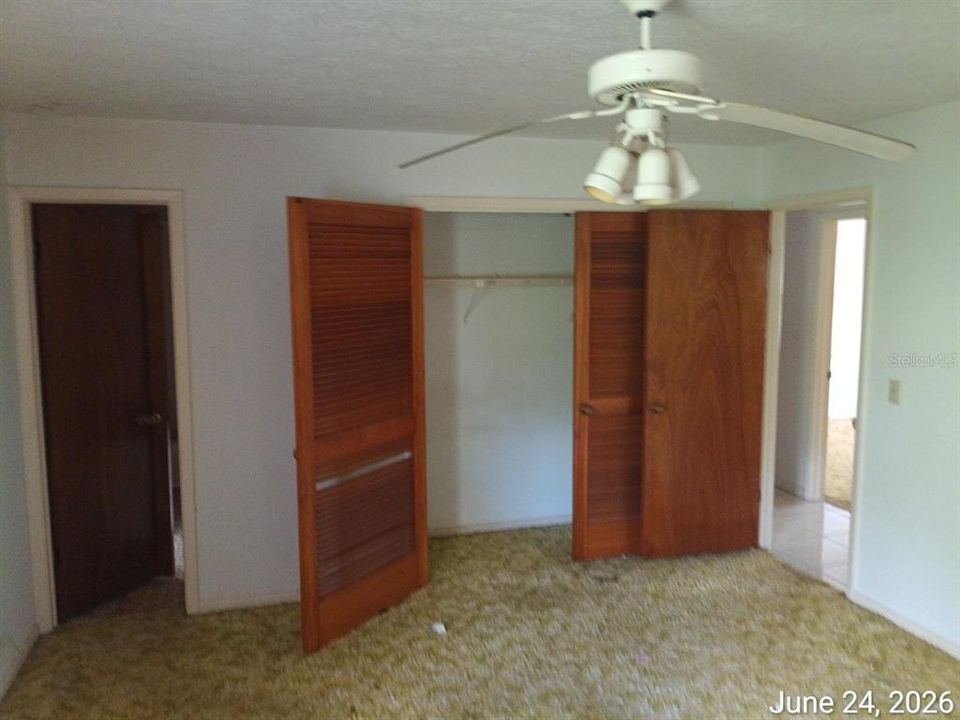 На продажу: $315,000 (4 спален, 3 ванн, 2080 Квадратных фут)