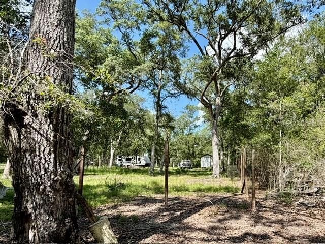 待售: $190,000 (1.14 acres)