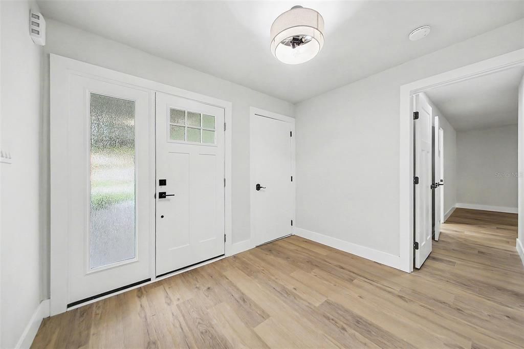 На продажу: $489,900 (3 спален, 2 ванн, 1873 Квадратных фут)