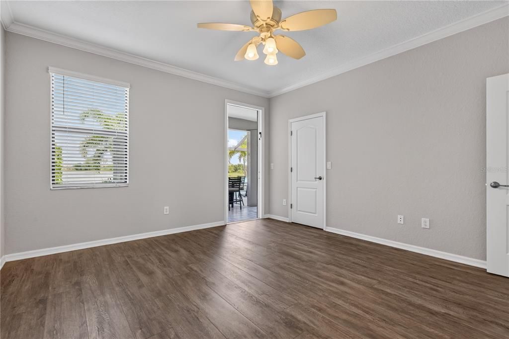 En Venta: $1,349,999 (6 camas, 4 baños, 3882 Pies cuadrados)