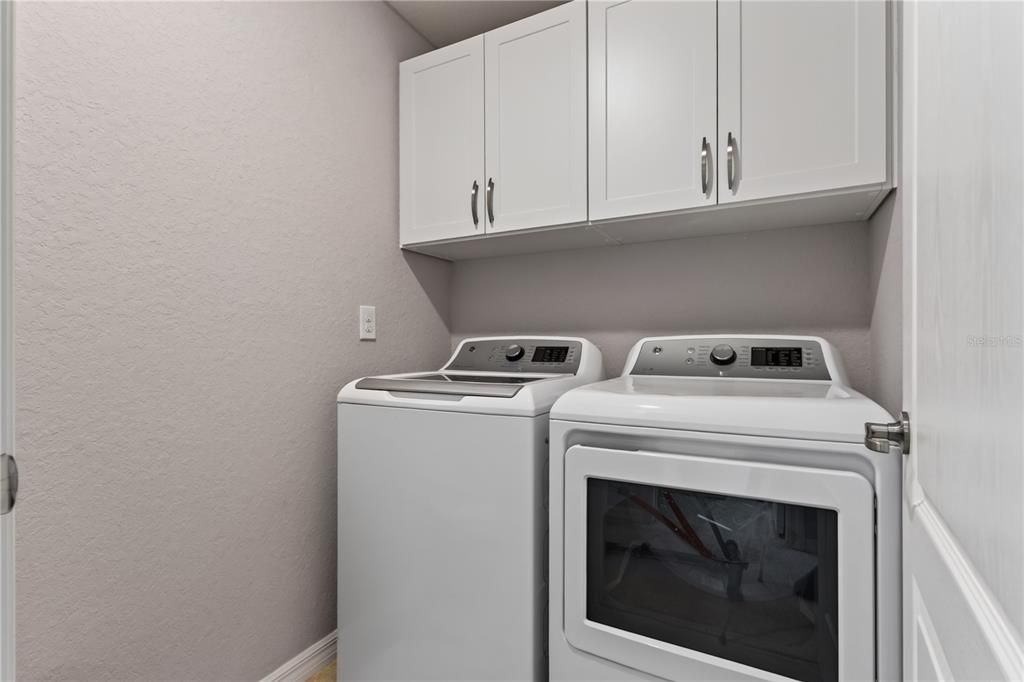 En Venta: $1,349,999 (6 camas, 4 baños, 3882 Pies cuadrados)
