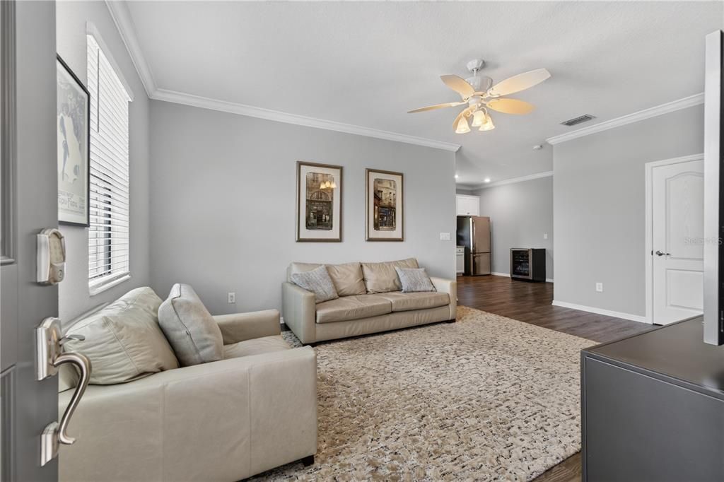 En Venta: $1,349,999 (6 camas, 4 baños, 3882 Pies cuadrados)