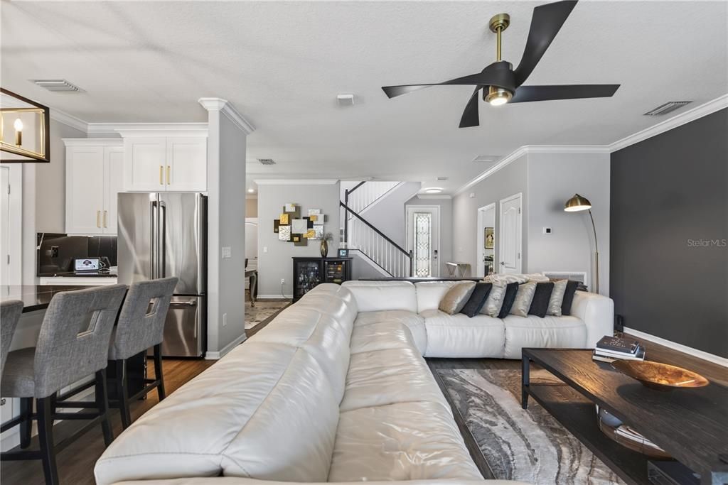 En Venta: $1,349,999 (6 camas, 4 baños, 3882 Pies cuadrados)