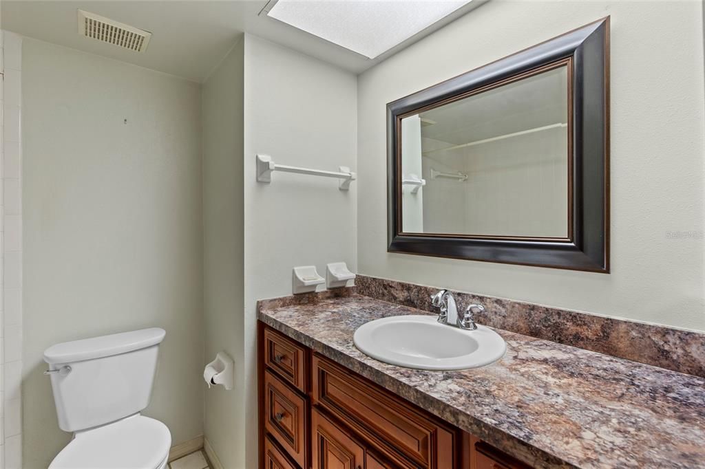 For Sale: $399,999 (4 beds, 3 baths, 2027 Square Feet)