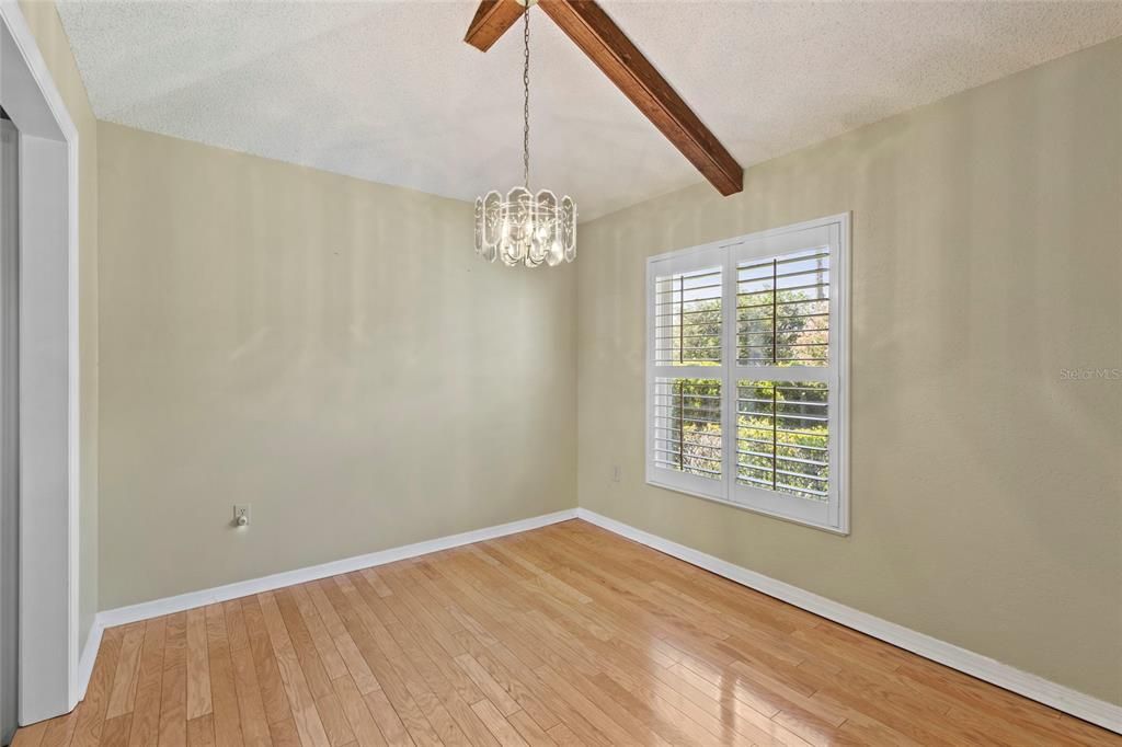For Sale: $399,999 (4 beds, 3 baths, 2027 Square Feet)