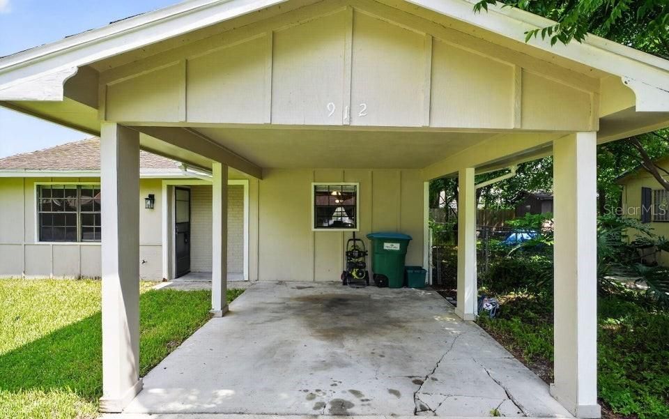 For Sale: $145,000 (2 beds, 1 baths, 1034 Square Feet)