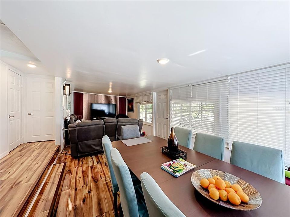 En Venta: $179,000 (2 camas, 2 baños, 1664 Pies cuadrados)