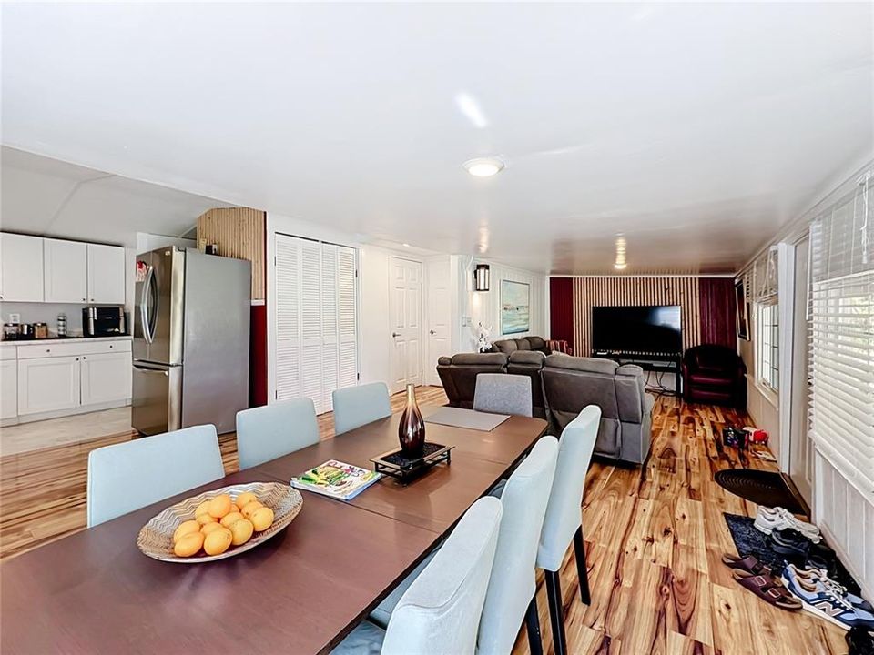 En Venta: $179,000 (2 camas, 2 baños, 1664 Pies cuadrados)
