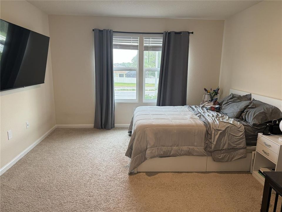 В аренду: $1,850 (3 спален, 2 ванн, 1758 Квадратных фут)
