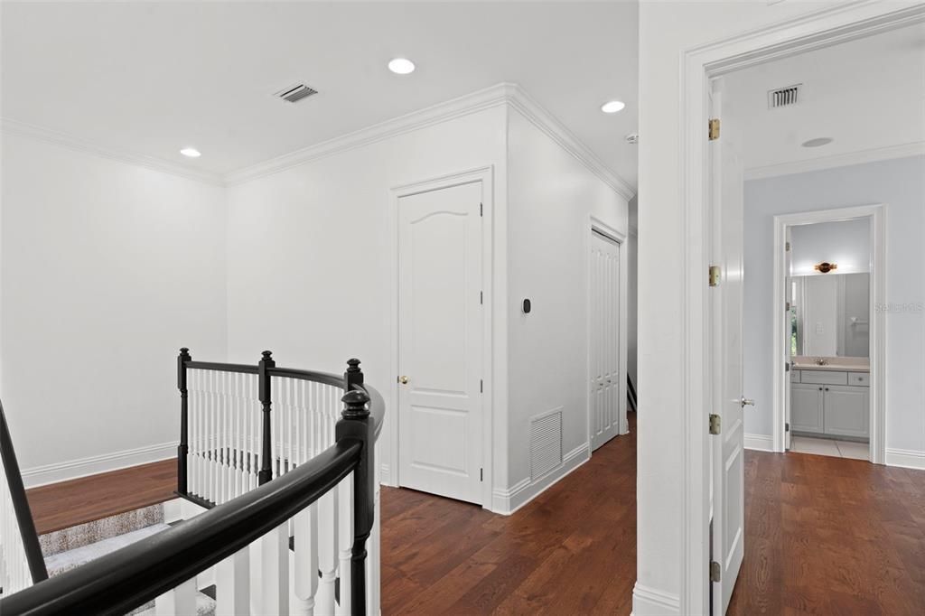 En Venta: $2,699,000 (5 camas, 5 baños, 5565 Pies cuadrados)