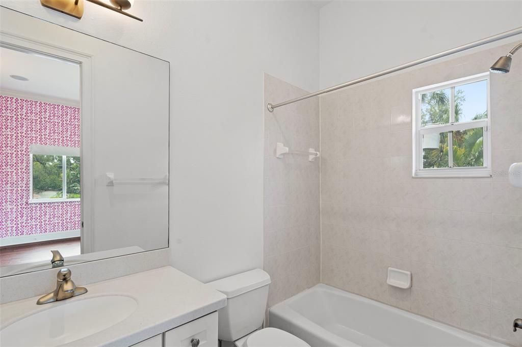 En Venta: $2,699,000 (5 camas, 5 baños, 5565 Pies cuadrados)