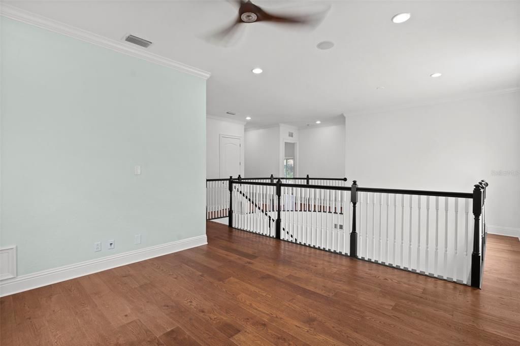 En Venta: $2,699,000 (5 camas, 5 baños, 5565 Pies cuadrados)