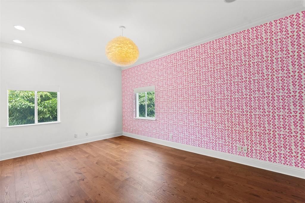 En Venta: $2,699,000 (5 camas, 5 baños, 5565 Pies cuadrados)
