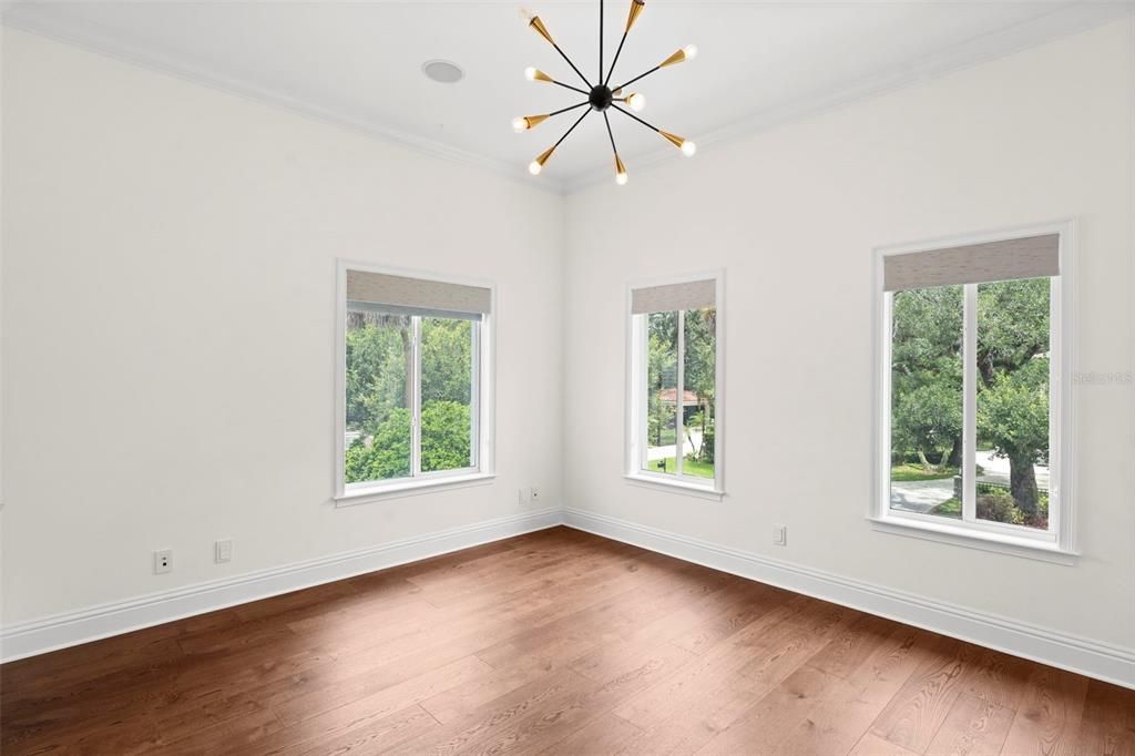 En Venta: $2,699,000 (5 camas, 5 baños, 5565 Pies cuadrados)