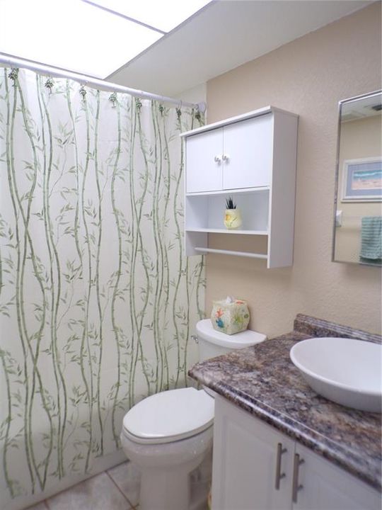 For Rent: $2,800 (2 beds, 2 baths, 893 Square Feet)