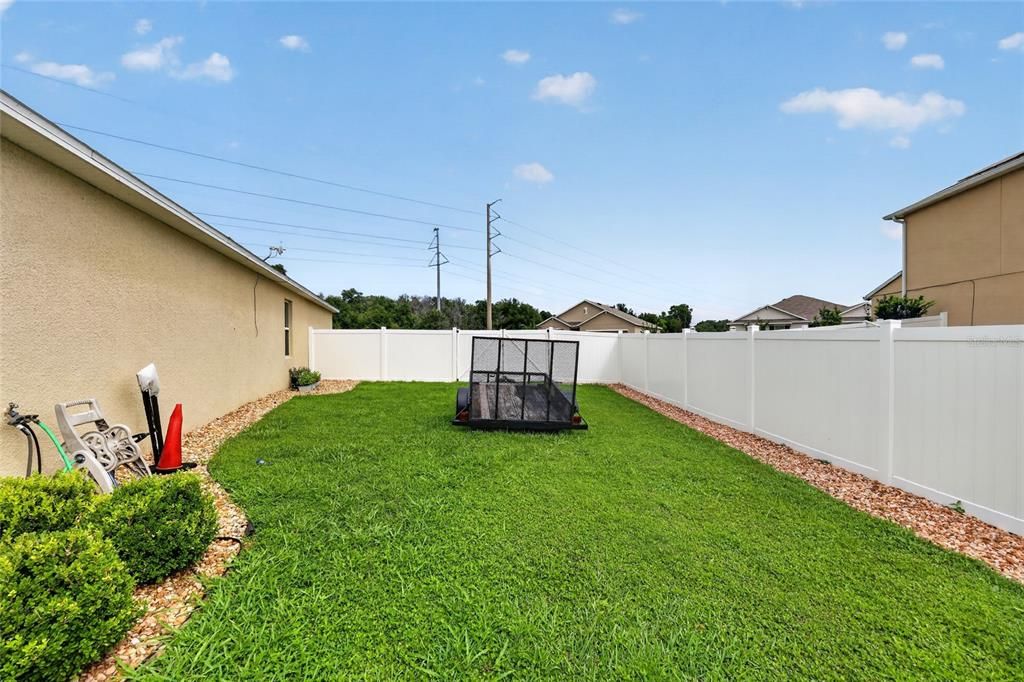 En Venta: $399,000 (4 camas, 2 baños, 2319 Pies cuadrados)
