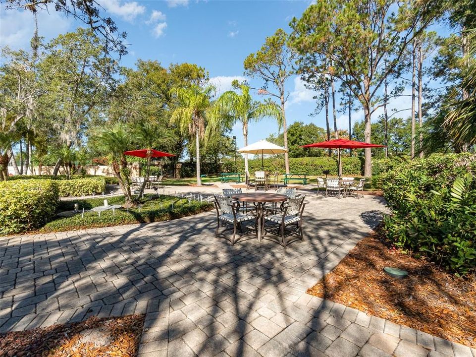 For Sale: $269,900 (2 beds, 2 baths, 1075 Square Feet)