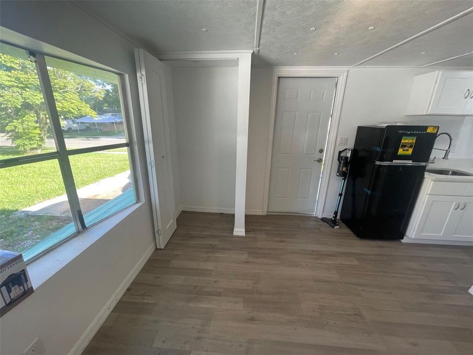 En Venta: $264,500 (3 camas, 2 baños, 780 Pies cuadrados)