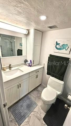 For Rent: $5,300 (2 beds, 2 baths, 867 Square Feet)