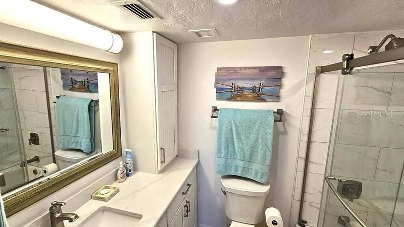 For Rent: $5,300 (2 beds, 2 baths, 867 Square Feet)