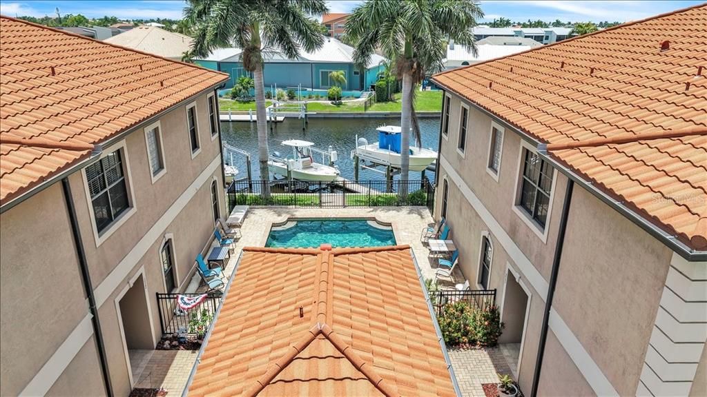 En Venta: $327,000 (2 camas, 2 baños, 1484 Pies cuadrados)