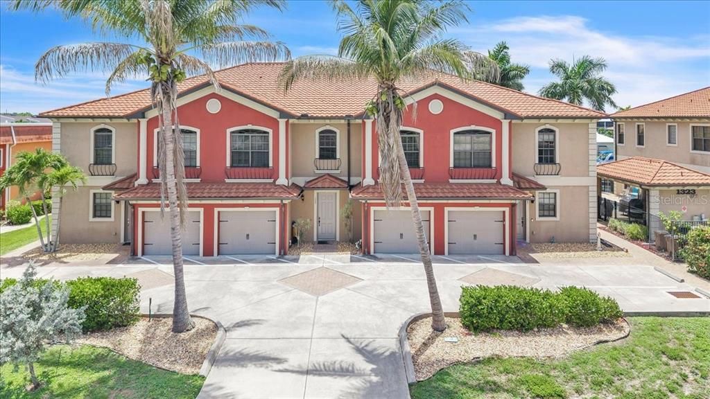 En Venta: $327,000 (2 camas, 2 baños, 1484 Pies cuadrados)