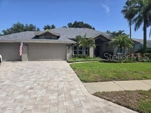 Activo con contrato: $780,000 (4 camas, 2 baños, 2234 Pies cuadrados)