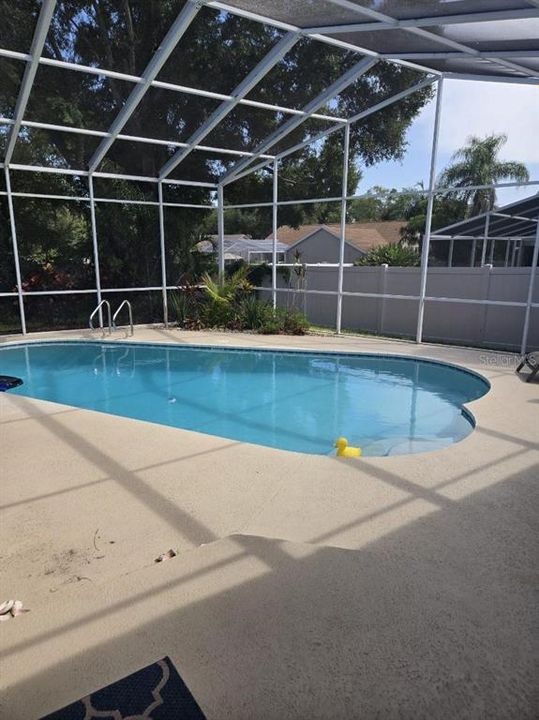 Activo con contrato: $780,000 (4 camas, 2 baños, 2234 Pies cuadrados)