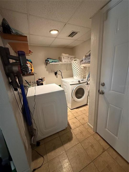 En Venta: $375,000 (2 camas, 2 baños, 815 Pies cuadrados)