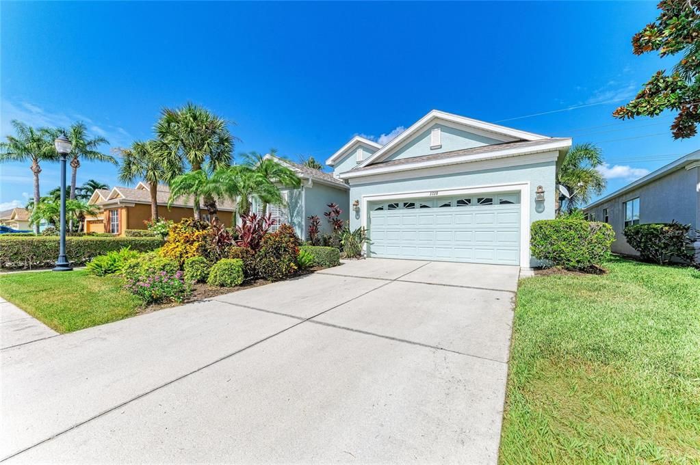 For Sale: $524,900 (3 beds, 2 baths, 2021 Square Feet)