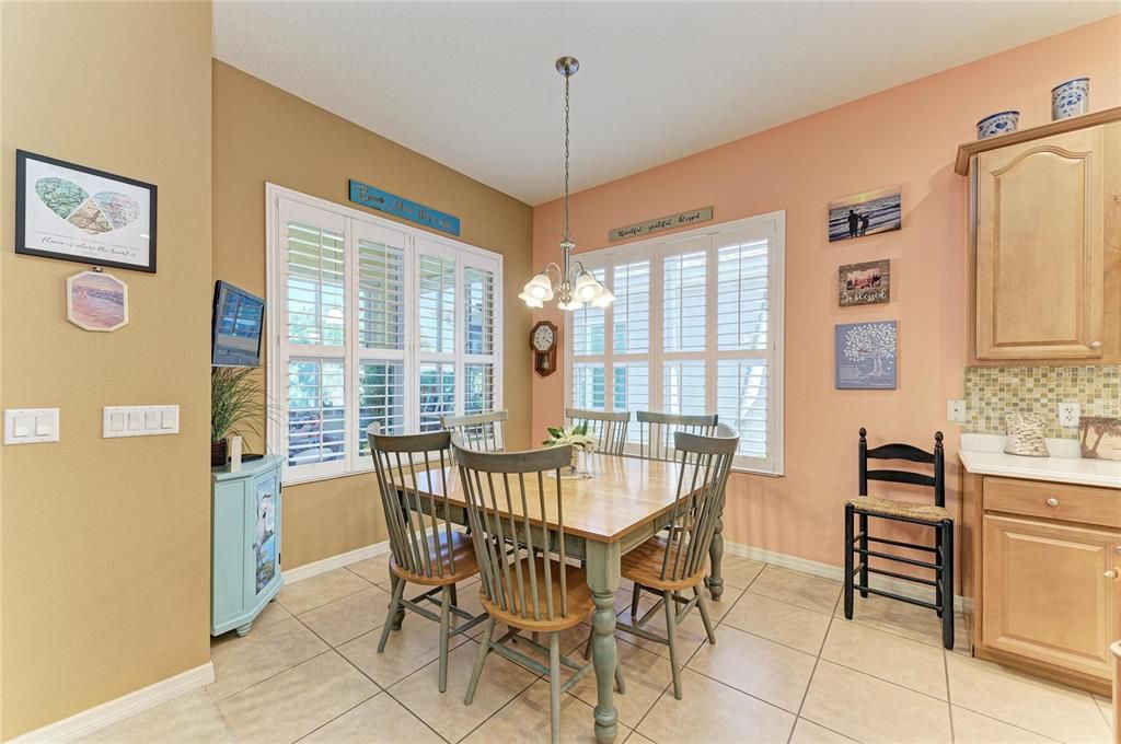 For Sale: $524,900 (3 beds, 2 baths, 2021 Square Feet)