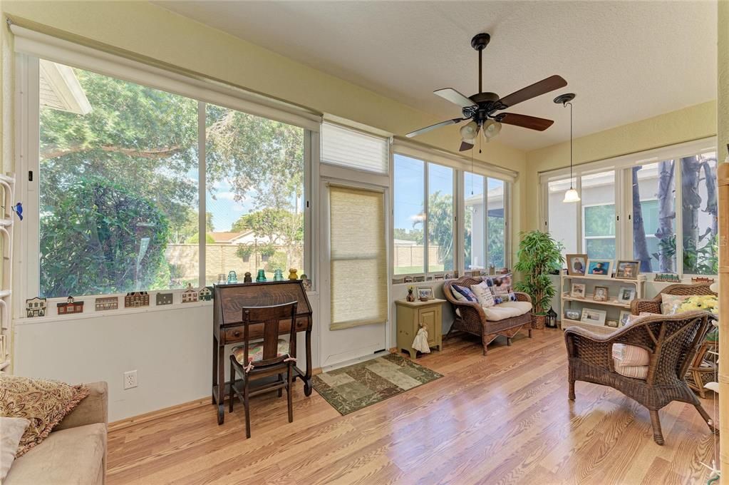 For Sale: $524,900 (3 beds, 2 baths, 2021 Square Feet)