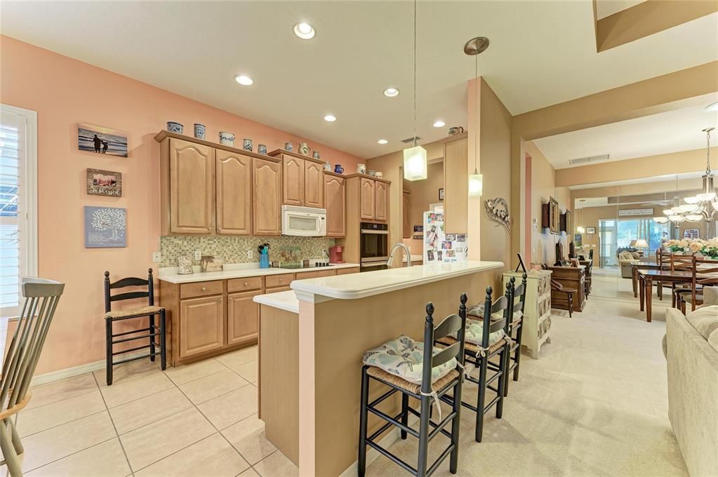 For Sale: $524,900 (3 beds, 2 baths, 2021 Square Feet)