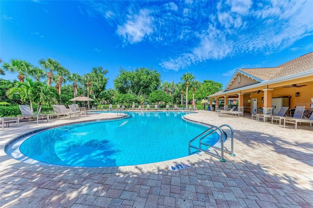 For Sale: $524,900 (3 beds, 2 baths, 2021 Square Feet)