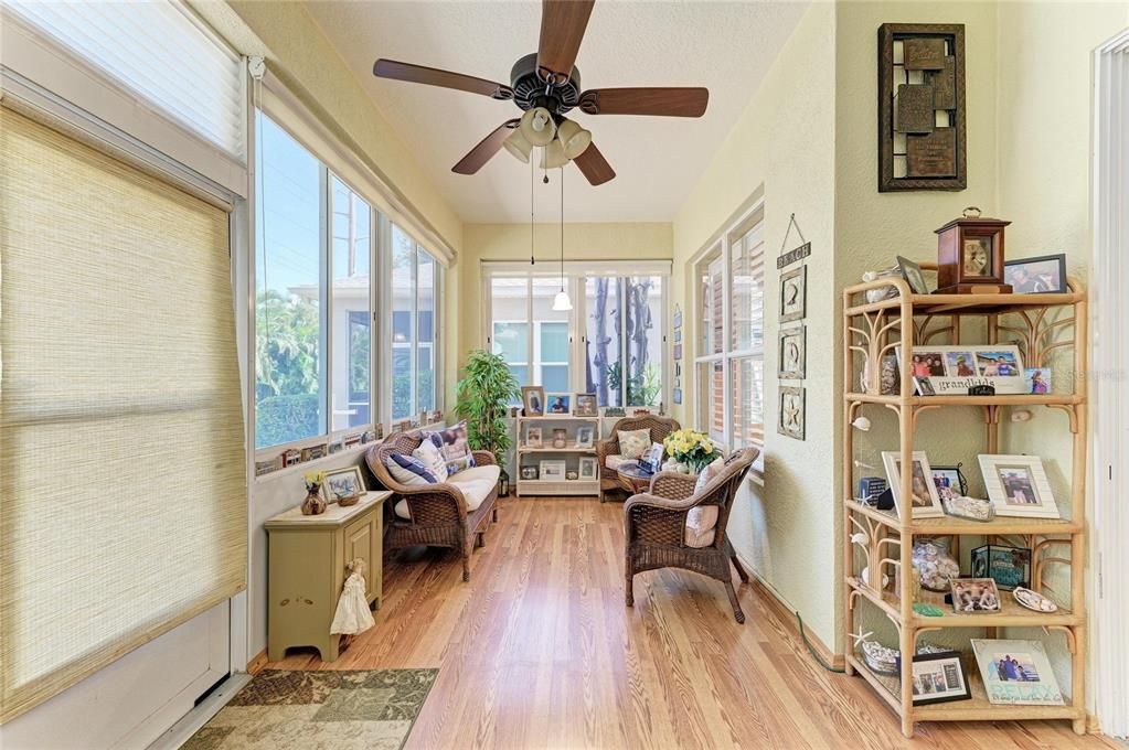 For Sale: $524,900 (3 beds, 2 baths, 2021 Square Feet)