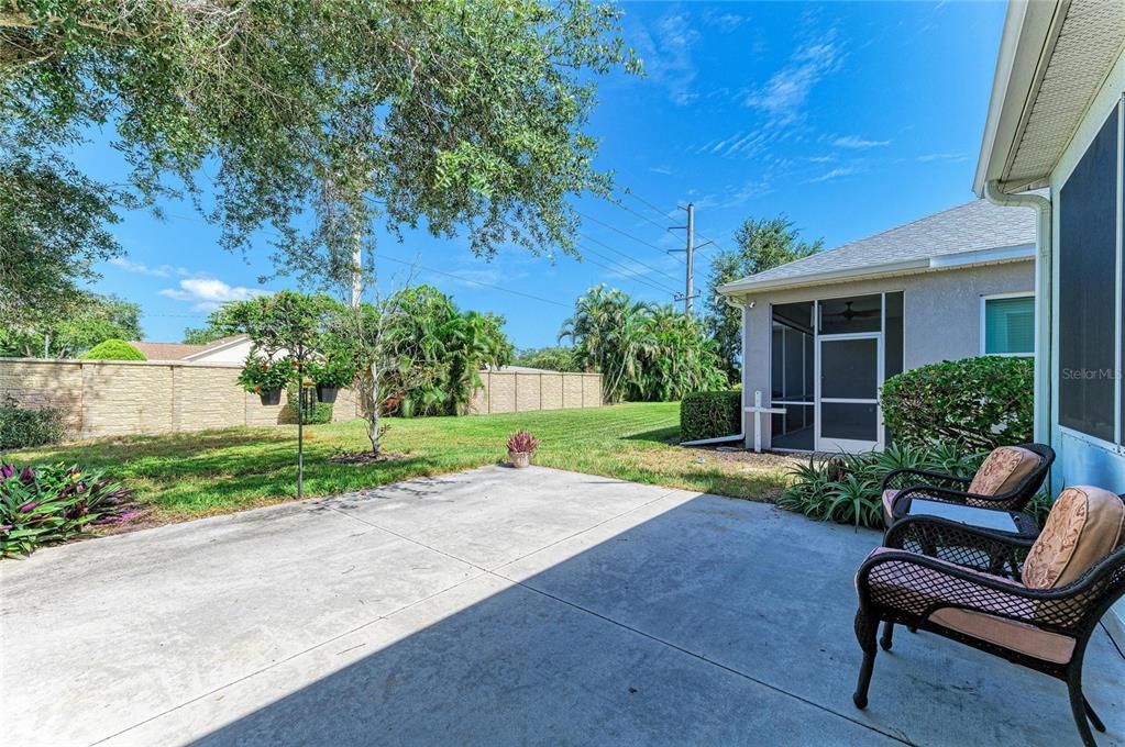 For Sale: $524,900 (3 beds, 2 baths, 2021 Square Feet)