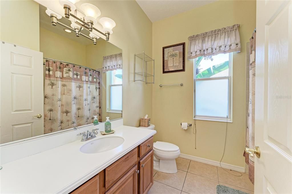 For Sale: $524,900 (3 beds, 2 baths, 2021 Square Feet)