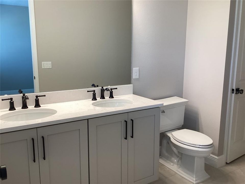 For Sale: $599,990 (3 beds, 2 baths, 1699 Square Feet)
