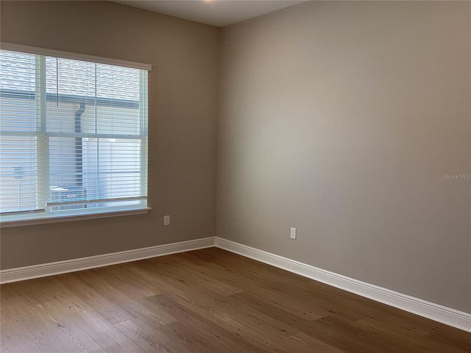 For Sale: $599,990 (3 beds, 2 baths, 1699 Square Feet)