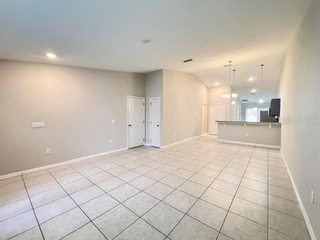 For Rent: $1,995 (3 beds, 2 baths, 1380 Square Feet)