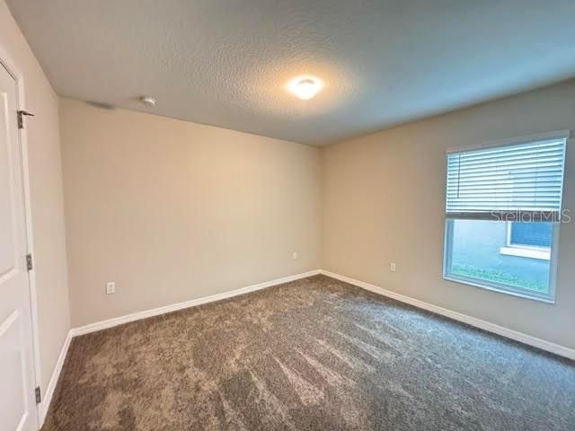For Rent: $1,995 (3 beds, 2 baths, 1380 Square Feet)