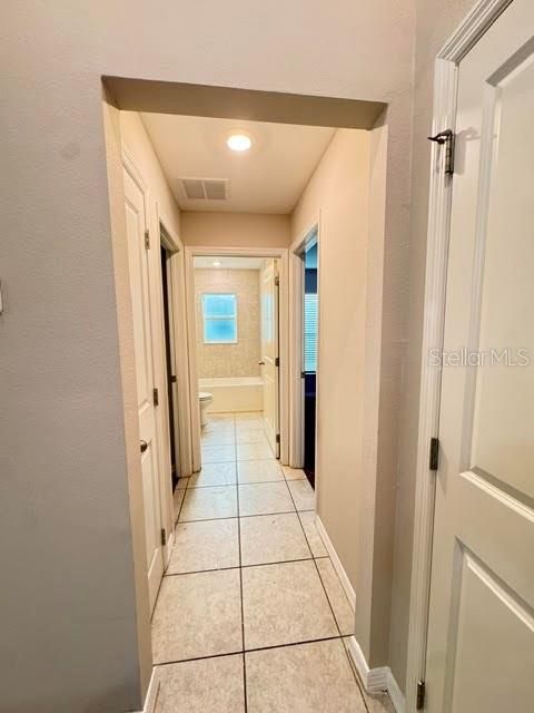 For Rent: $1,995 (3 beds, 2 baths, 1380 Square Feet)