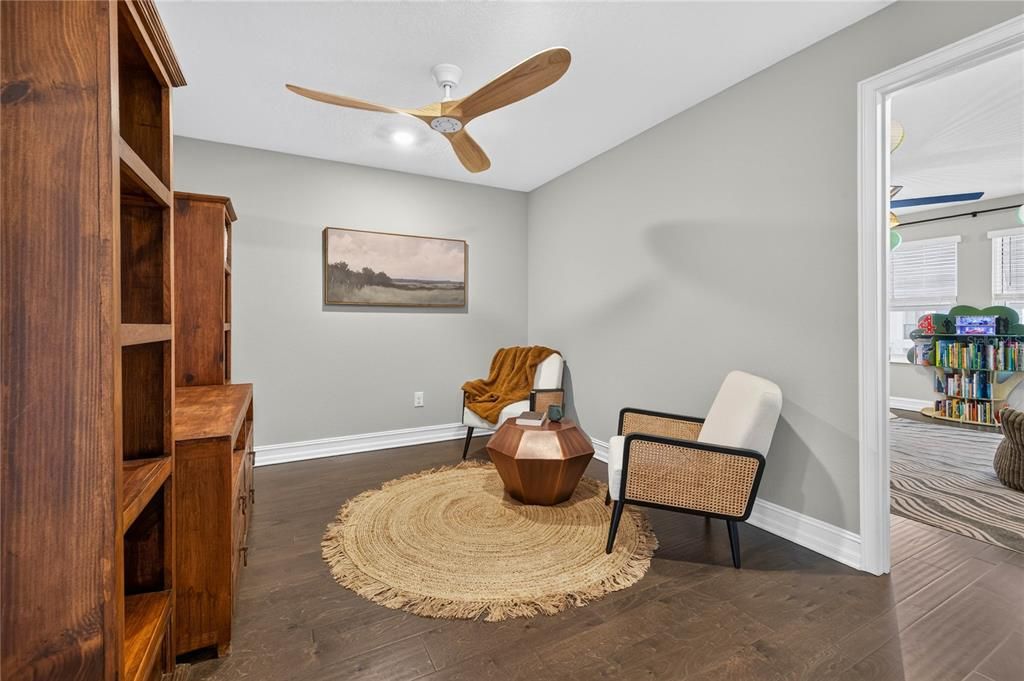 En Venta: $795,000 (3 camas, 3 baños, 2222 Pies cuadrados)