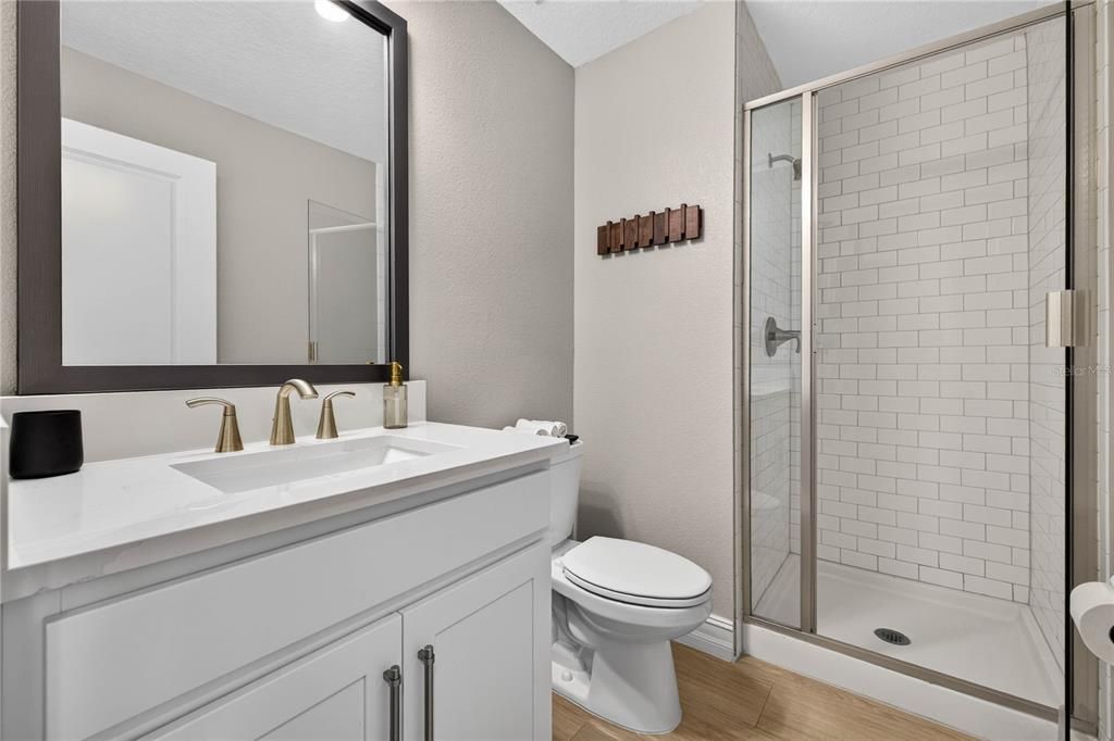 En Venta: $795,000 (3 camas, 3 baños, 2222 Pies cuadrados)