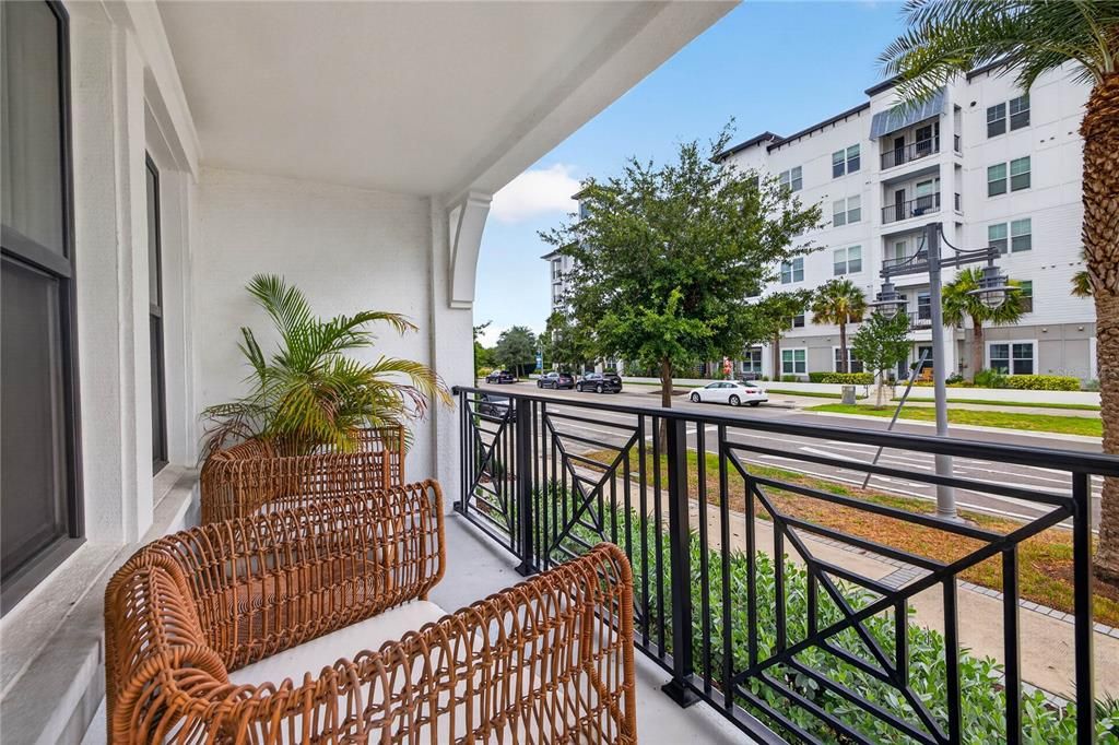 En Venta: $795,000 (3 camas, 3 baños, 2222 Pies cuadrados)