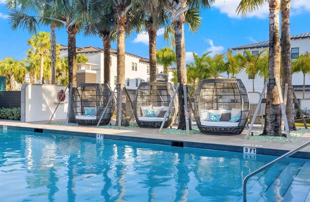 En Venta: $795,000 (3 camas, 3 baños, 2222 Pies cuadrados)