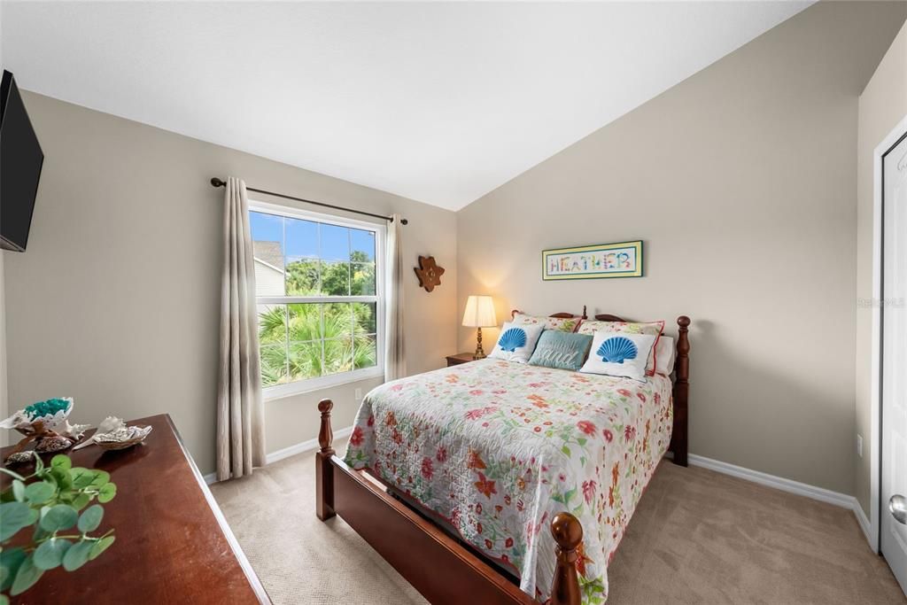 For Sale: $450,000 (2 beds, 2 baths, 1595 Square Feet)